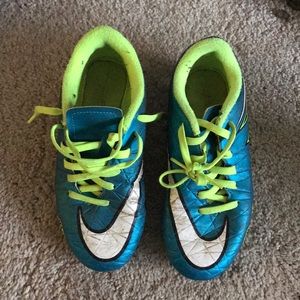 Size 13C Nike Soccer Cleats worn a couple times